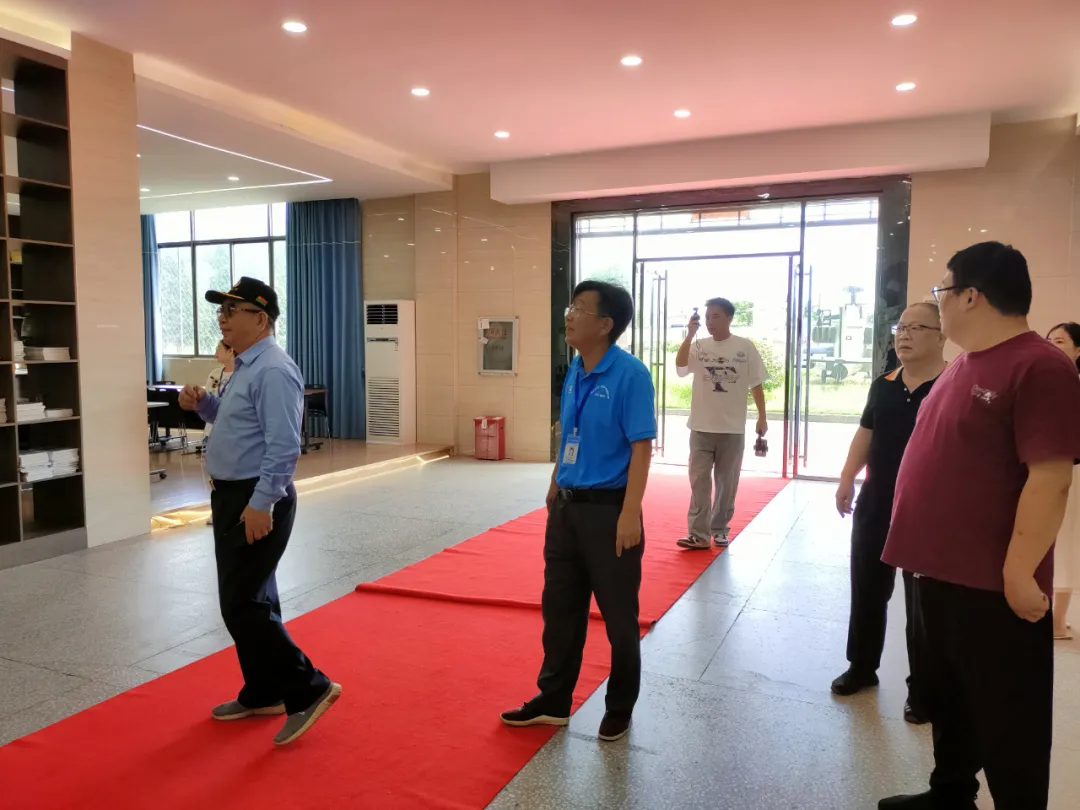 專家領(lǐng)導(dǎo)蒞臨振寧學(xué)校參觀指導(dǎo)，助力學(xué)校發(fā)展邁向新臺(tái)階(圖5)